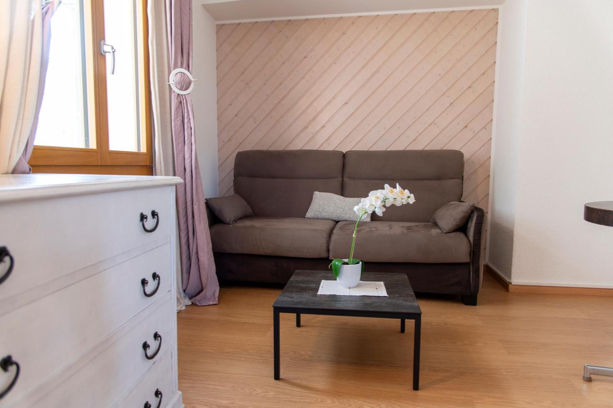 Mini-hôtel De La Place 3*